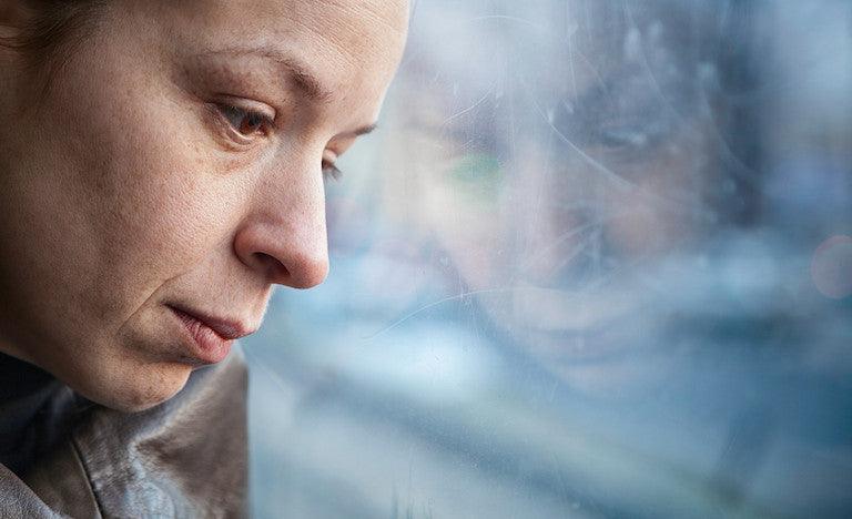 The Relationship Between Anxiety and Alcohol - The Token Shop