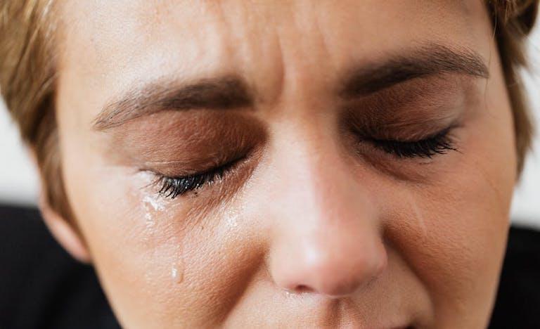 What Recovering Alcoholics Need to Know about Anxiety and Addiction - The Token Shop