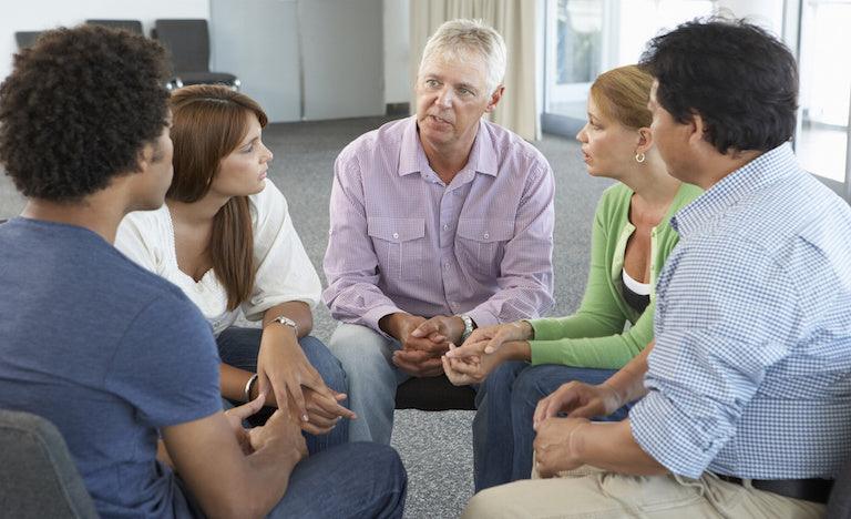 What to Expect When Joining Alcoholics Anonymous Meetings - The Token Shop